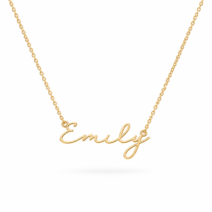 Collier prénom cursive or minimaliste, packshot fond blanc, bijou femme Kylara